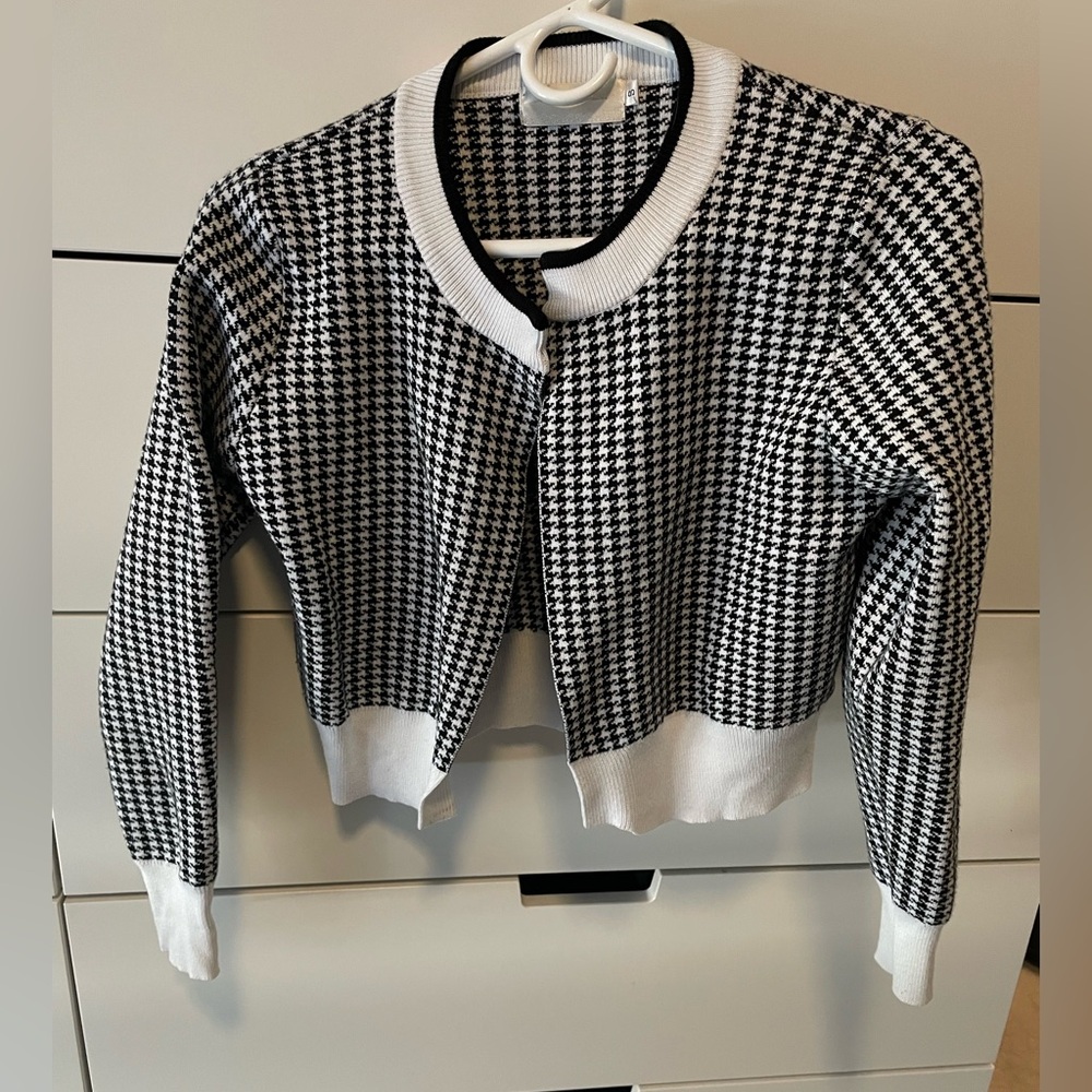 Houndstooth Cardigan Size Small